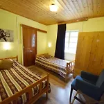 Christys Palace Pedulas