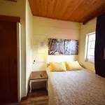 Hotel Christys Palace Pedulas
