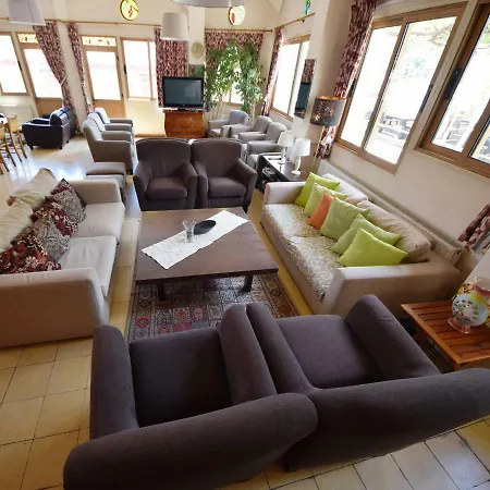 χρίστη παλάς *