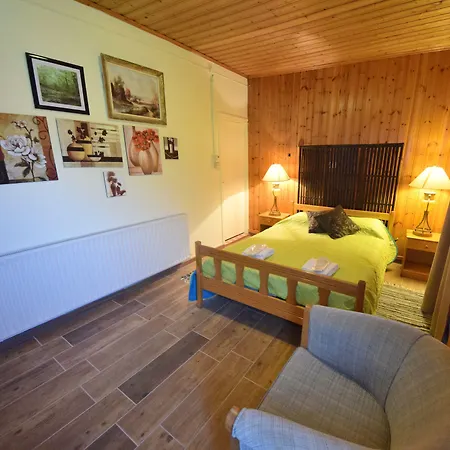 Christys Palace * Pedhoulas