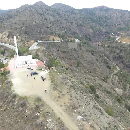 Christys Palace * Pedhoulas