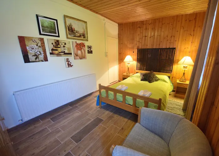 Christys Palace * Pedhoulas