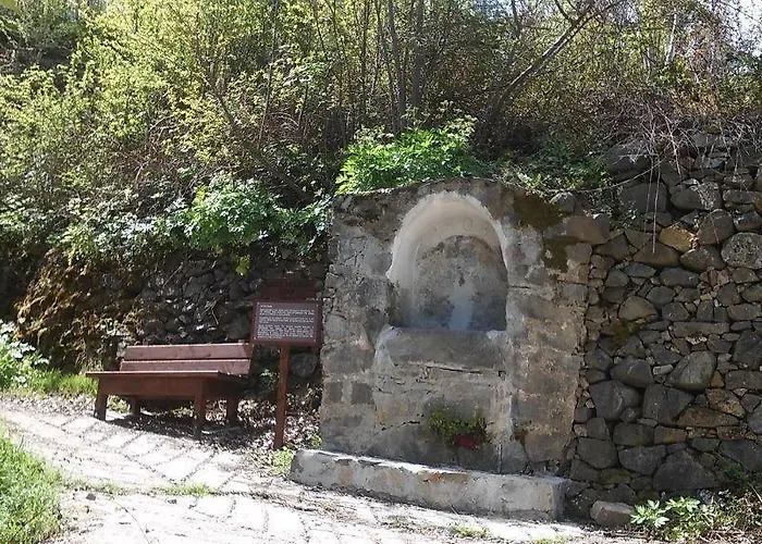 Christys Palace Hotel *