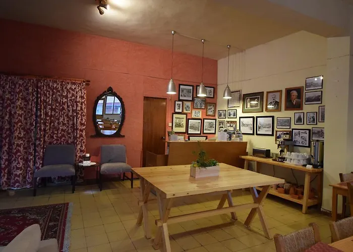 Christys Palace Hotel Pedhoulas